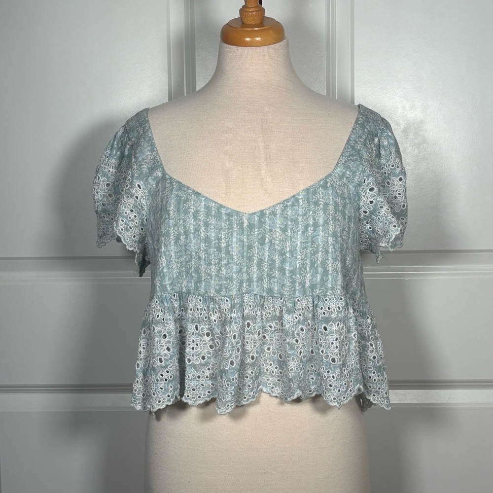 American Eagle Outfitters Cropped Peplum Top